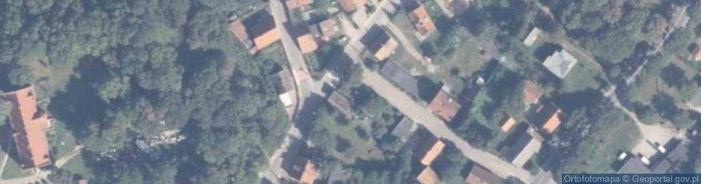 Zdjęcie satelitarne Kapliczka, Figura Świętych, Krzyż