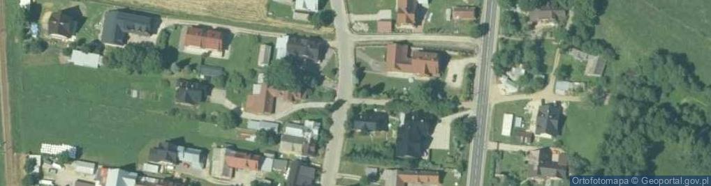 Zdjęcie satelitarne Kapliczka, Figura Świętych, Krzyż