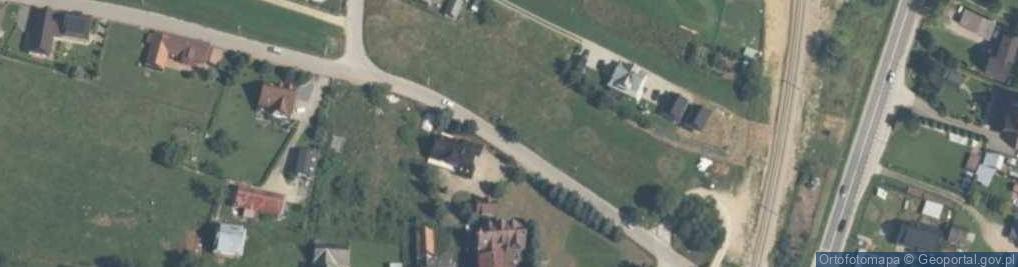 Zdjęcie satelitarne Kapliczka, Figura Świętych, Krzyż