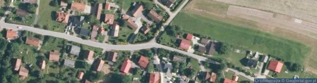 Zdjęcie satelitarne Kapliczka, Figura Świętych, Krzyż