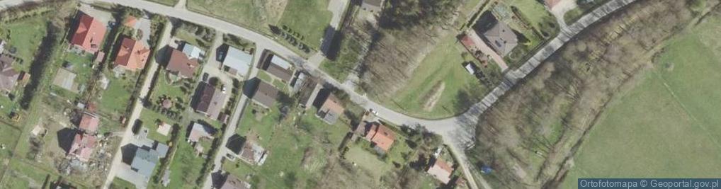 Zdjęcie satelitarne Kapliczka, Figura Świętych, Krzyż