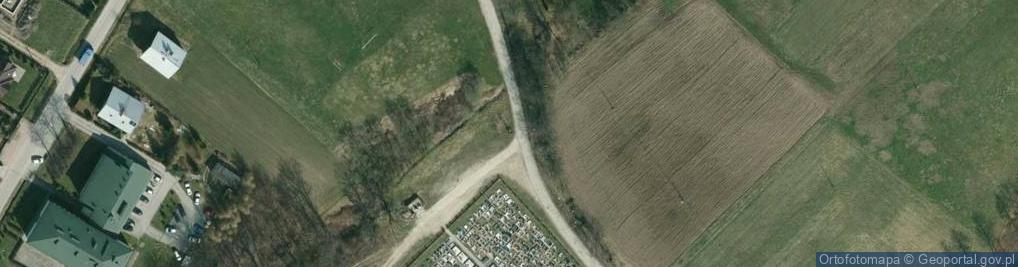 Zdjęcie satelitarne Kapliczka, Figura Świętych, Krzyż