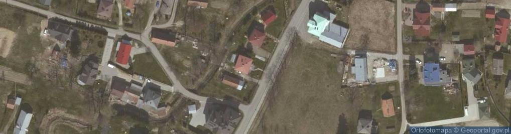 Zdjęcie satelitarne Kapliczka, Figura Świętych, Krzyż