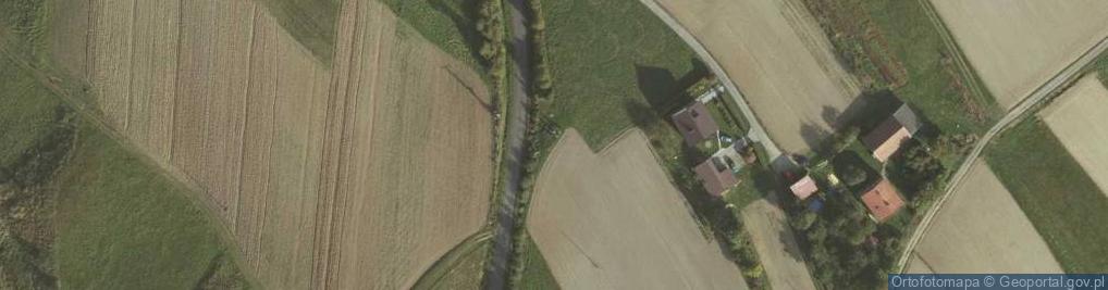 Zdjęcie satelitarne Kapliczka, Figura Świętych, Krzyż