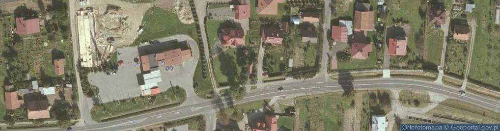 Zdjęcie satelitarne Kapliczka, Figura Świętych, Krzyż