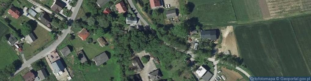 Zdjęcie satelitarne Kapliczka, Figura Świętych, Krzyż