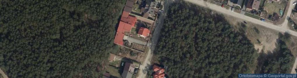 Zdjęcie satelitarne Kapliczka, Figura Świętych, Krzyż
