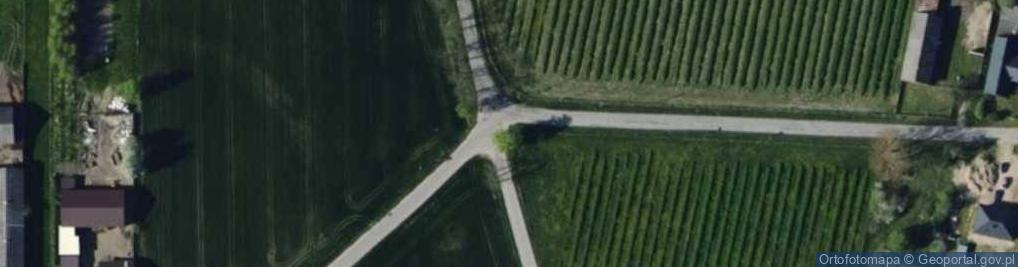 Zdjęcie satelitarne Kapliczka, Figura Świętych, Krzyż