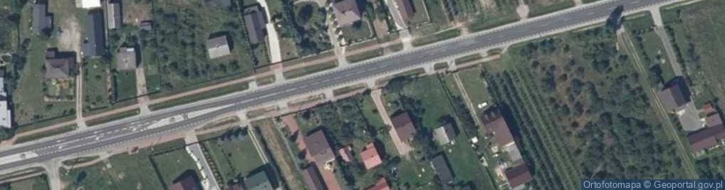 Zdjęcie satelitarne Kapliczka, Figura Świętych, Krzyż
