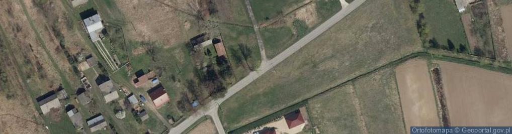 Zdjęcie satelitarne Kapliczka, Figura Świętych, Krzyż