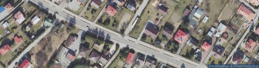 Zdjęcie satelitarne Kapliczka, Figura Świętych, Krzyż