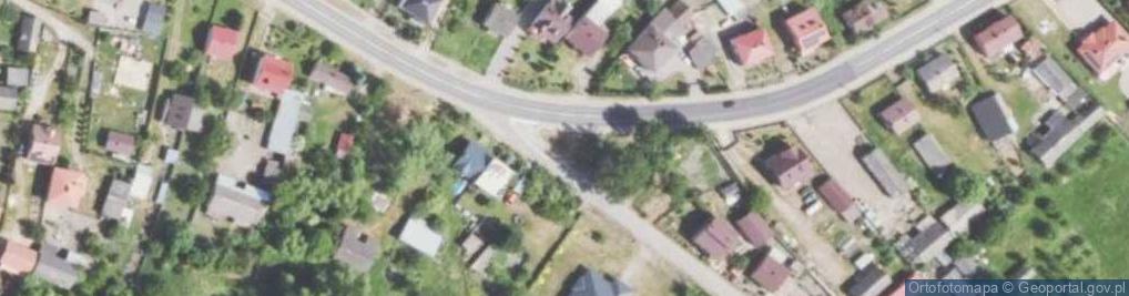 Zdjęcie satelitarne Kapliczka, Figura Świętych, Krzyż