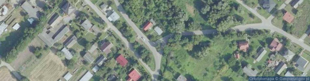 Zdjęcie satelitarne Kapliczka, Figura Świętych, Krzyż