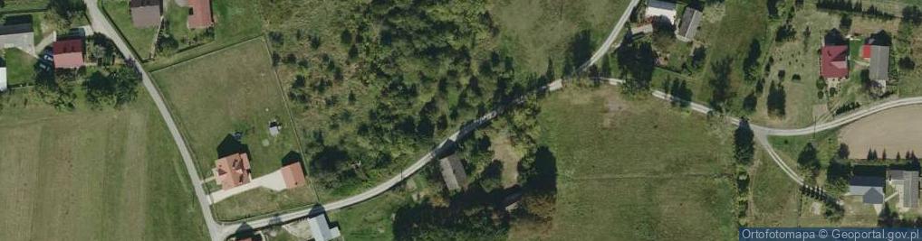 Zdjęcie satelitarne Kapliczka, Figura Świętych, Krzyż