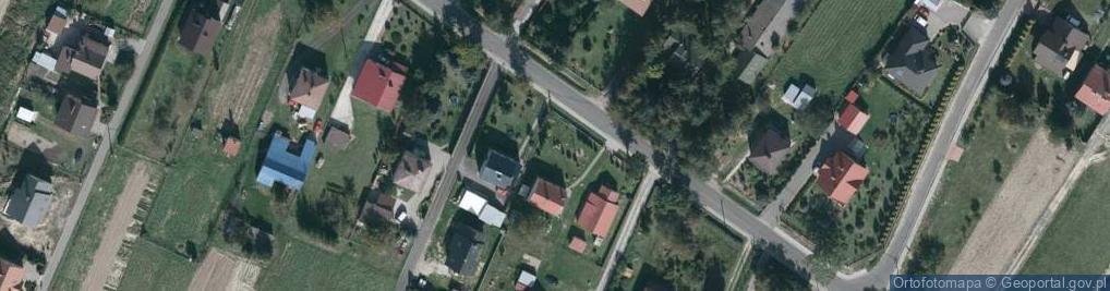 Zdjęcie satelitarne Kapliczka, Figura Świętych, Krzyż
