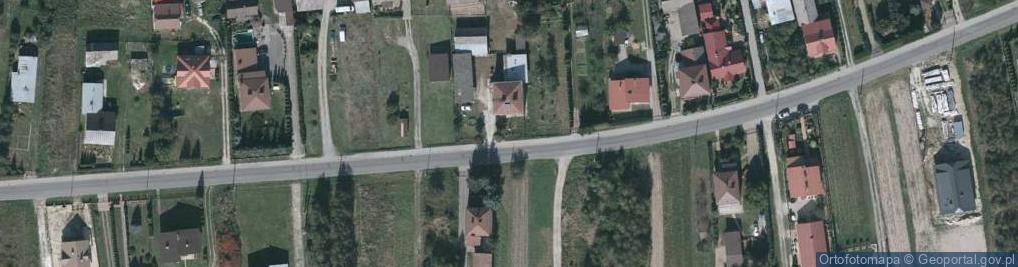 Zdjęcie satelitarne Kapliczka, Figura Świętych, Krzyż