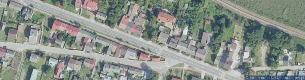 Zdjęcie satelitarne Kapliczka, Figura Świętych, Krzyż