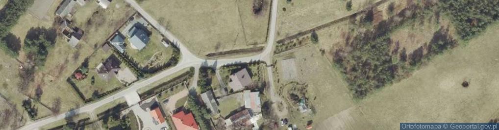 Zdjęcie satelitarne Kapliczka, Figura Świętych, Krzyż