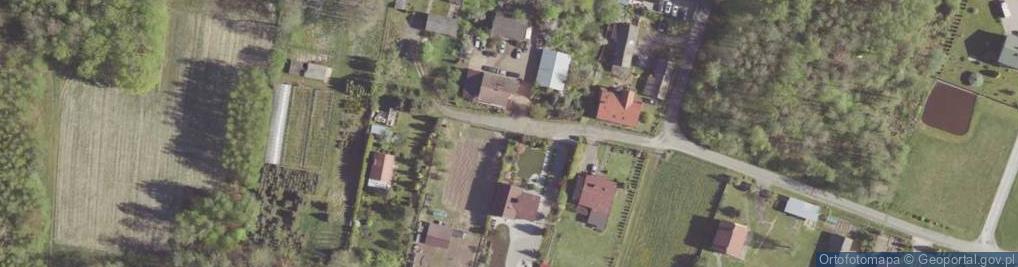 Zdjęcie satelitarne Kapliczka, Figura Świętych, Krzyż