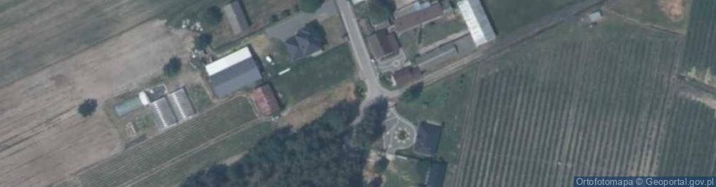 Zdjęcie satelitarne Kapliczka, Figura Świętych, Krzyż