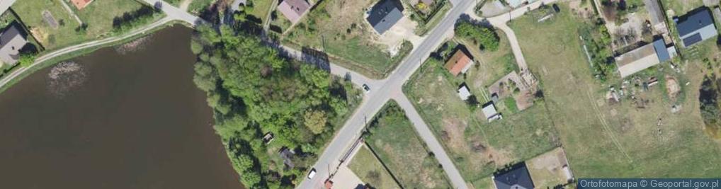 Zdjęcie satelitarne Kapliczka, Figura Świętych, Krzyż