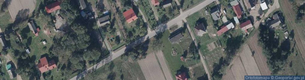 Zdjęcie satelitarne Kapliczka, Figura Świętych, Krzyż