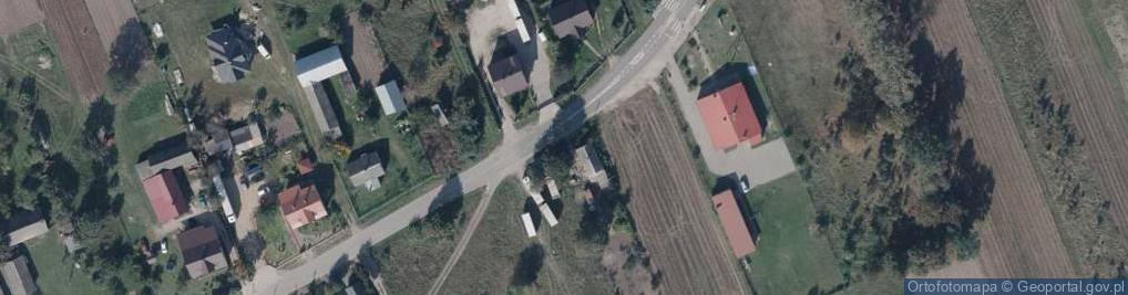 Zdjęcie satelitarne Kapliczka, Figura Świętych, Krzyż