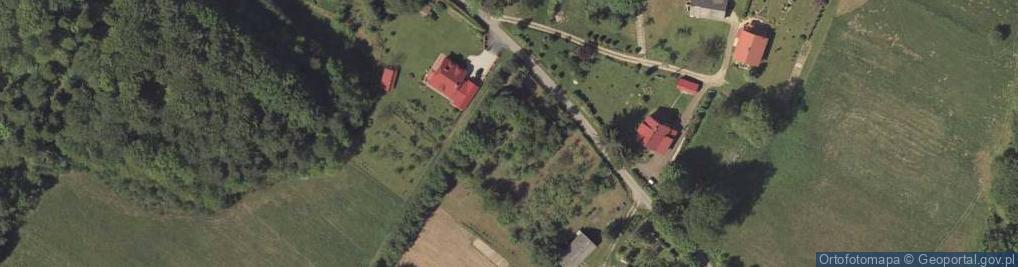 Zdjęcie satelitarne Kapliczka, Figura Świętych, Krzyż