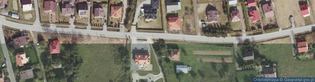 Zdjęcie satelitarne Kapliczka, Figura Świętych, Krzyż