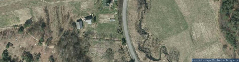 Zdjęcie satelitarne Kapliczka, Figura Świętych, Krzyż