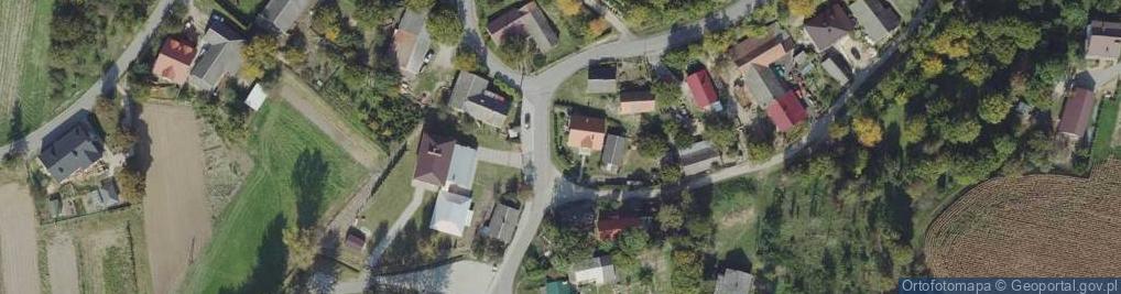 Zdjęcie satelitarne Kapliczka, Figura Świętych, Krzyż