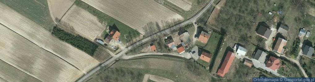 Zdjęcie satelitarne Kapliczka, Figura Świętych, Krzyż