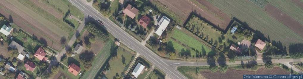 Zdjęcie satelitarne Kapliczka, Figura Świętych, Krzyż