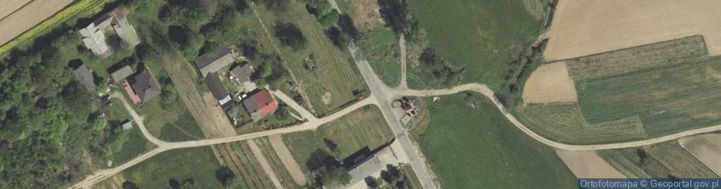 Zdjęcie satelitarne Kapliczka, Figura Świętych, Krzyż
