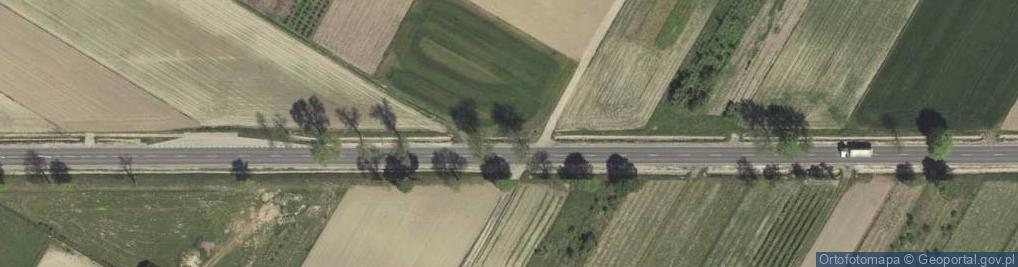 Zdjęcie satelitarne Kapliczka, Figura Świętych, Krzyż