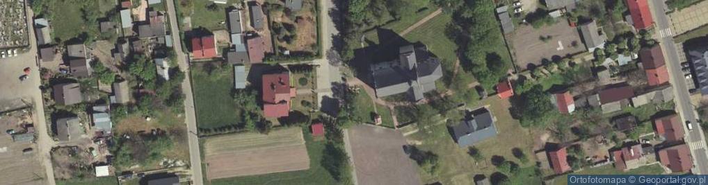 Zdjęcie satelitarne Kapliczka, Figura Świętych, Krzyż