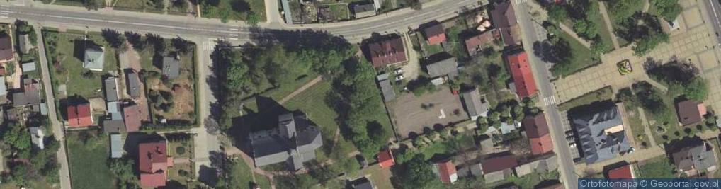 Zdjęcie satelitarne Kapliczka, Figura Świętych, Krzyż