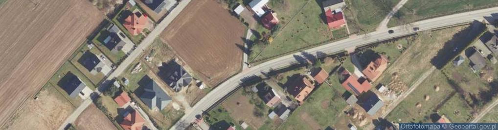 Zdjęcie satelitarne Kapliczka, Figura Świętych, Krzyż