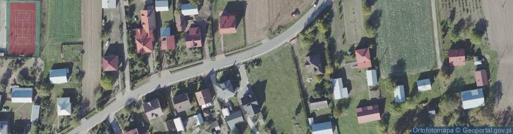 Zdjęcie satelitarne Kapliczka, Figura Świętych, Krzyż