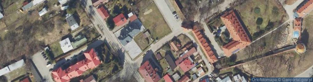 Zdjęcie satelitarne Kapliczka, Figura Świętych, Krzyż