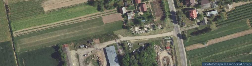 Zdjęcie satelitarne Kapliczka, Figura Świętych, Krzyż