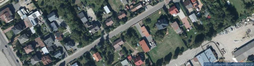 Zdjęcie satelitarne Kapliczka, Figura Świętych, Krzyż