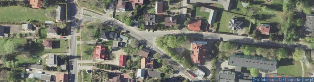 Zdjęcie satelitarne Kapliczka, Figura Świętych, Krzyż