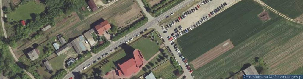 Zdjęcie satelitarne Kapliczka, Figura Świętych, Krzyż