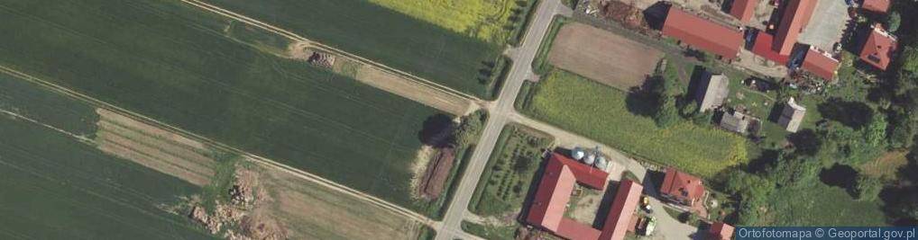 Zdjęcie satelitarne Kapliczka, Figura Świętych, Krzyż