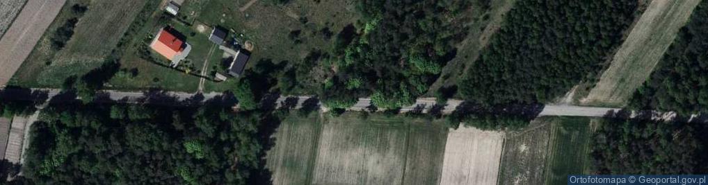 Zdjęcie satelitarne Kapliczka, Figura Świętych, Krzyż