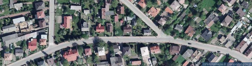 Zdjęcie satelitarne Kapliczka, Figura Świętych, Krzyż