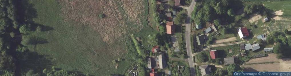 Zdjęcie satelitarne Kapliczka, Figura Świętych, Krzyż