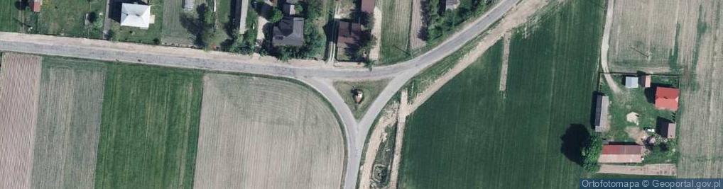 Zdjęcie satelitarne Kapliczka, Figura Świętych, Krzyż