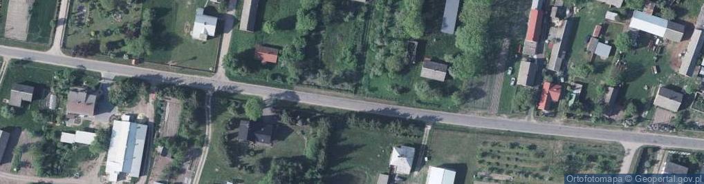 Zdjęcie satelitarne Kapliczka, Figura Świętych, Krzyż